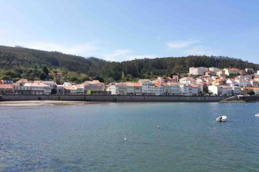 Junto Camino De Santiago,1ª Linea De Playa Apartment Finisterre Exterior photo